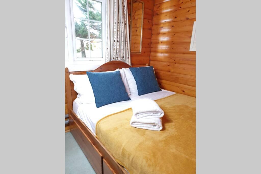 Rustic Log Cabin In Snowdonia By Seren Short Stays Trawsfynydd Exteriér fotografie